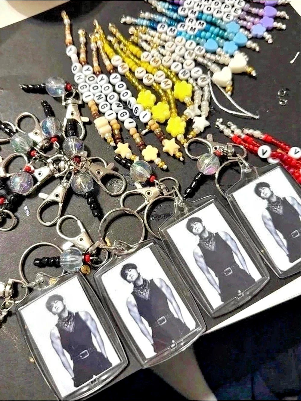 BTS Photo Keychain - Picture 4 of 6